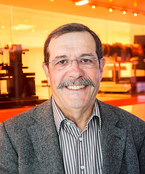 Portrait of Alain Aspect