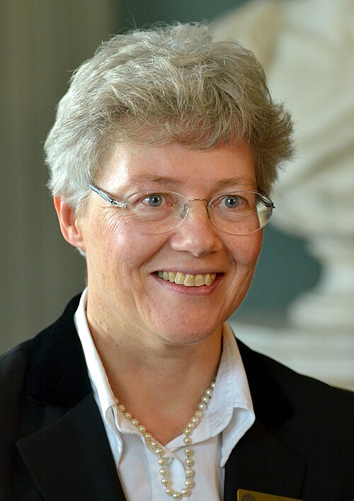 Portrait of Anne L’Huillier